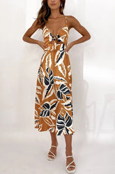 Kleid mit Schlitz und Cut-Outs zum Binden